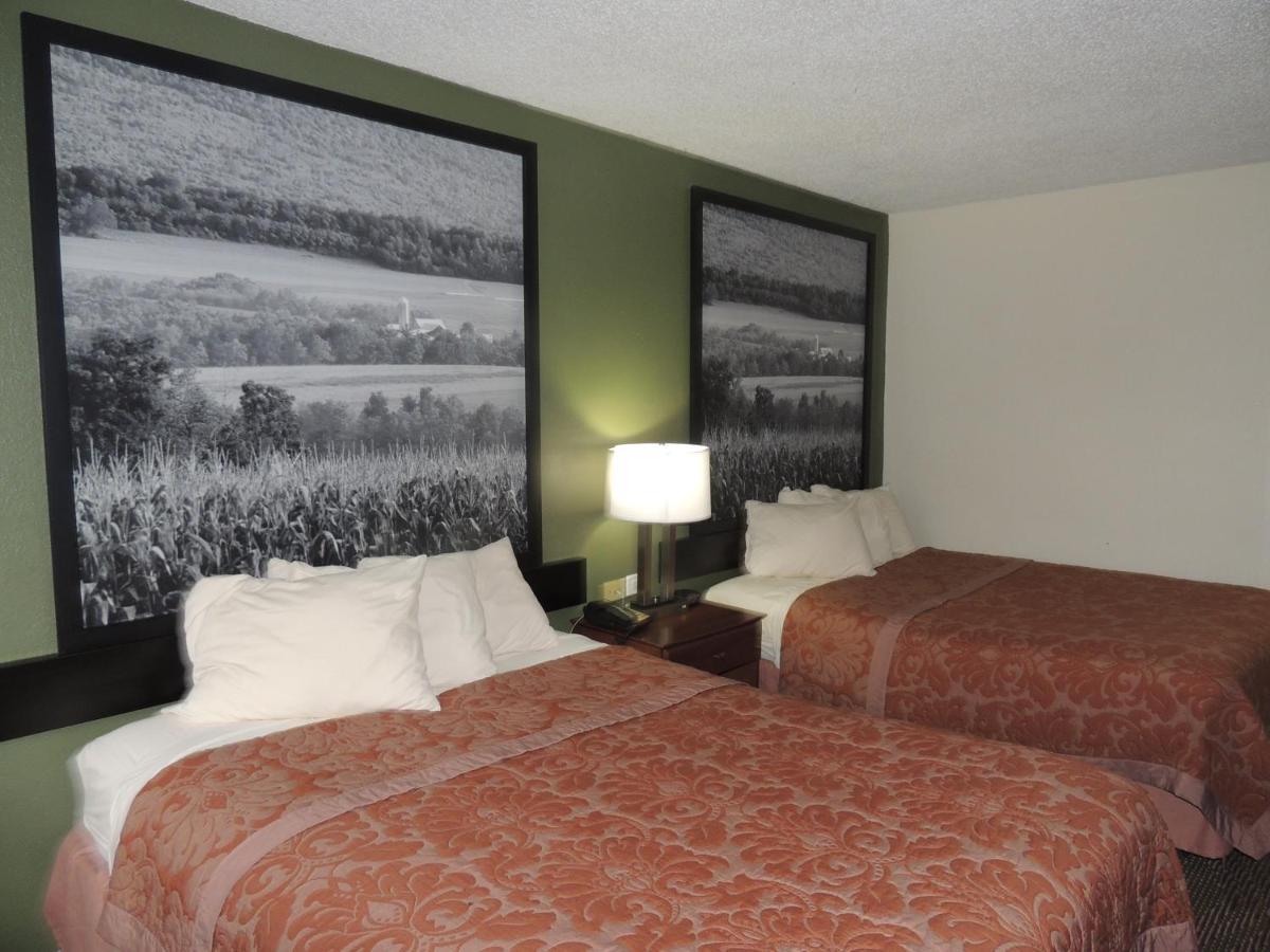 Super 8 By Wyndham Mifflinville Near Bloomsburg Εξωτερικό φωτογραφία
