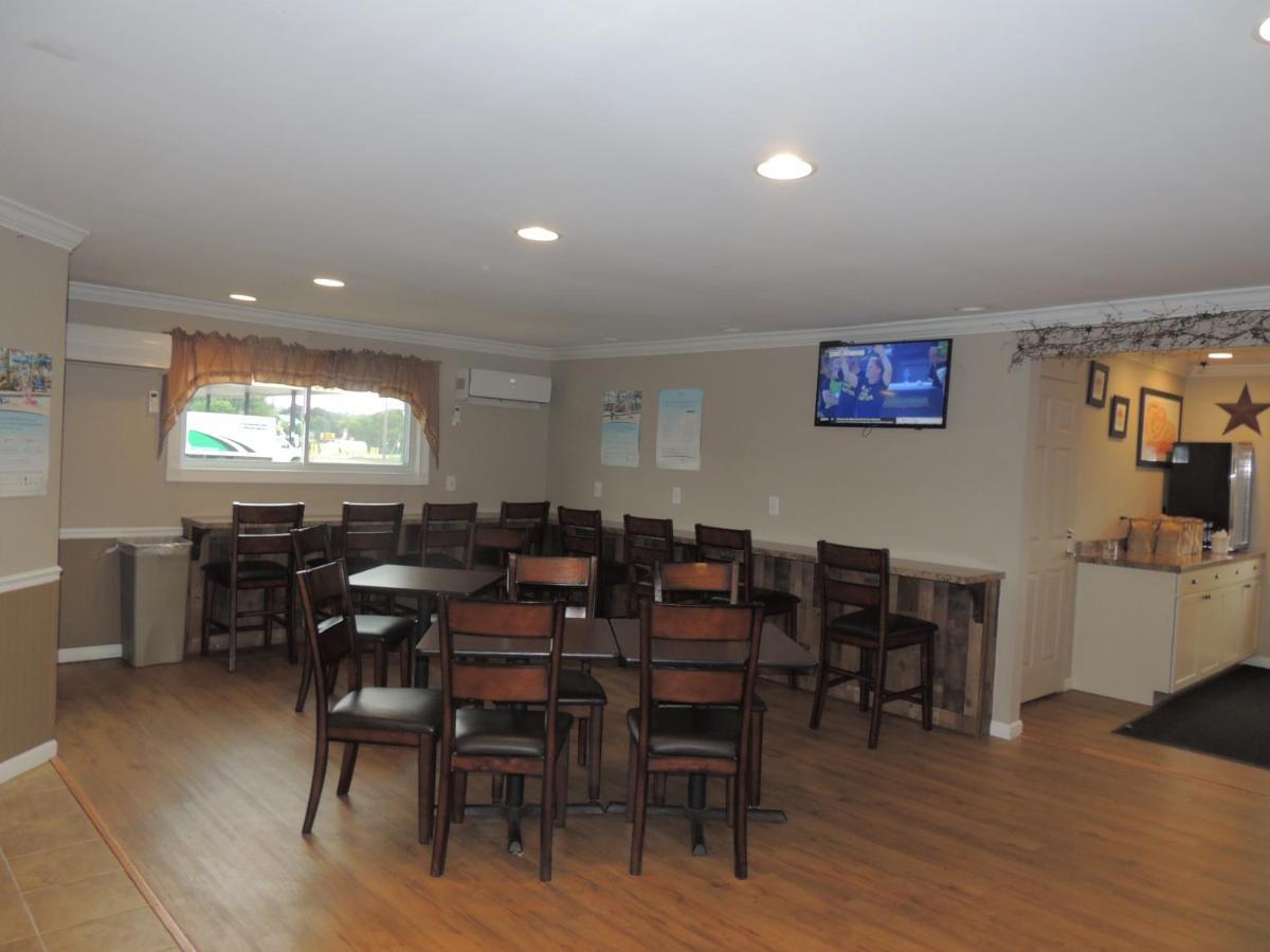 Super 8 By Wyndham Mifflinville Near Bloomsburg Εξωτερικό φωτογραφία