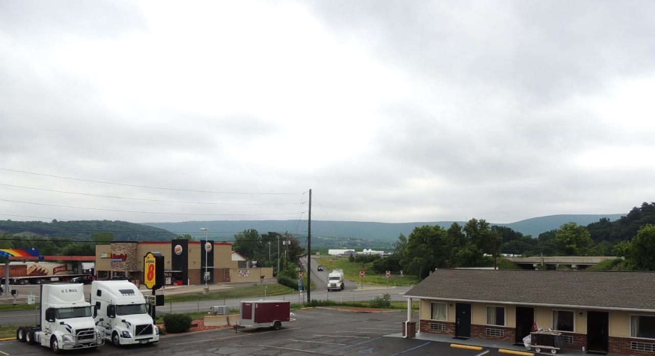 Super 8 By Wyndham Mifflinville Near Bloomsburg Εξωτερικό φωτογραφία